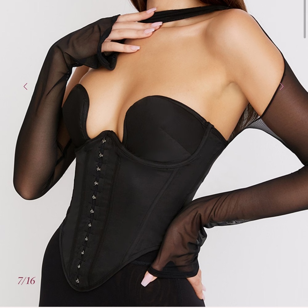 House Of CB…Black Corset Bustier Top. XS - Picture 5 of 9